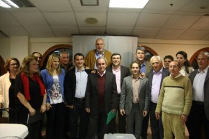 Παρουσιάστηκε το πρόγραμμα της ΣΥΜΠΟΛΙΤΕΙΑΣ για τον Αθλητισμό και τον Πολιτισμό που προβλέπει μεταξύ άλλων δωρεάν μια πολιτιστική και μια αθλητική δραστηριότητα για τα παιδιά και μηνιαίο τίμημα 10 ευρώ για όλες τις πολιτιστικές και αθλητικές δραστηριότητες του Δήμου.  Παρόντες οι Χρυσοί Ολυμπιονίκες της χώρας μας Πύρρος Δήμας και Δημοσθένης Ταμπάκος, καθώς και ο συμπολίτης μας πρ. διεθνής καλαθοσφαιριστής Δημήτρης Κοκολάκης