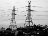 Ερώτηση ΣΥΜΠΟΛΙΤΕΙΑΣ σχετικά με το ζήτημα της απομάκρυνσης των πυλώνων της ΔΕΗ στη Νέα Πεντέλη