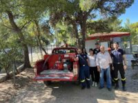 Δήμητρα Κεχαγιά: Προστατεύουμε τις δασικές μας εκτάσεις, ενισχύουμε τον εξοπλισμό του Δήμου μας αξιοποιώντας και χορηγίες. Ένα νέο σύστημα πυρόσβεσης για όχημα 4Χ4 απέκτησε ο Δήμος Πεντέλης από τους χορηγούς του Φεστιβάλ Πεντελικού